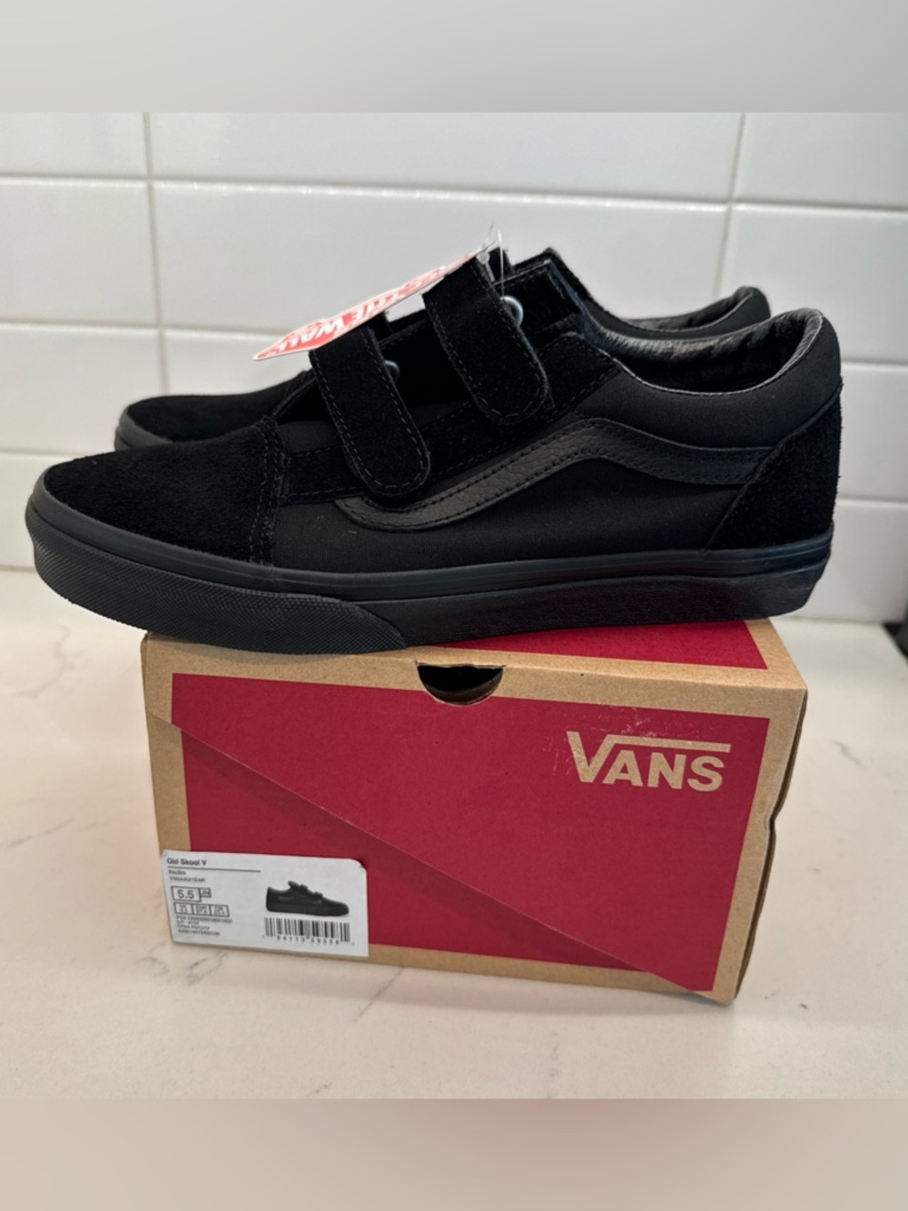 NEW Vans Kids All Black Old Skool V Velcro Skate Shoes Suede Toe Sneakers